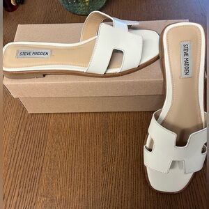 COPY - Steve Madden hadyn white leather sandals